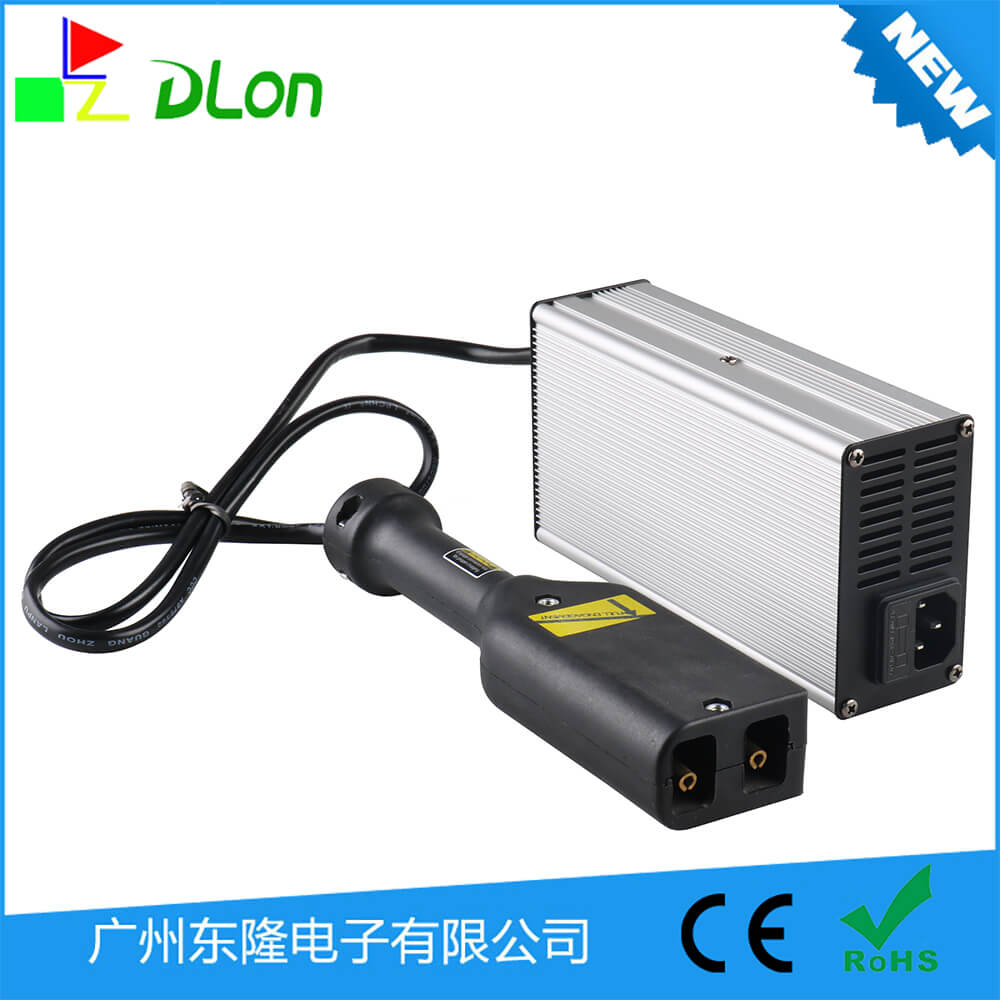 厂家直销铅酸充电器36V5A平角头高尔夫球车充电器36V5A