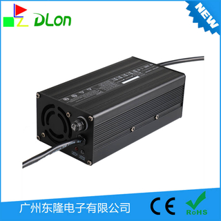 带电压显示14.6V三串三元四串铁锂电池大功率20A充电器铝壳充电器