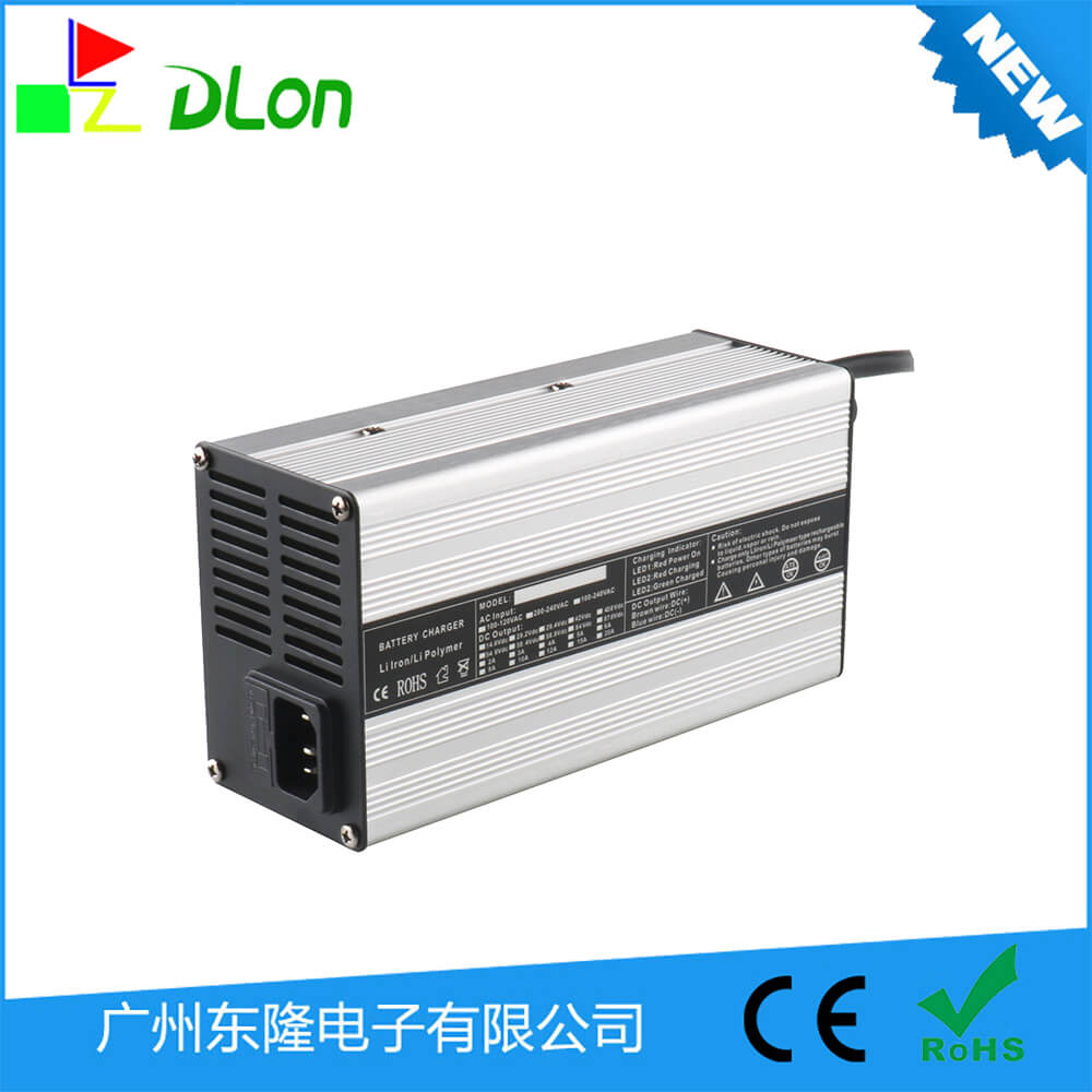 29.4V13A充电器 7S 24V锂电池智能充电器 铝壳带风扇 